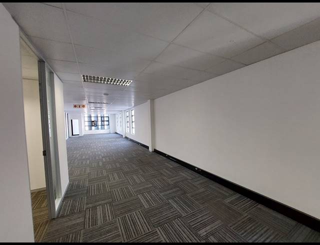 215M² OFFICE TO LET IN ALLANDALE
